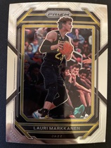 2022 Panini Prizm #74 Lauri Markkanen