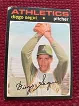 1971 Topps Base Set #215 Diego Segui