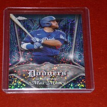 2022 Topps Chrome Club Plaques #P-18 Max Muncy