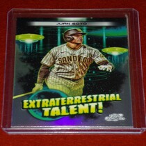 2023 Topps Chrome Cosmic Extraterrestrial Talent #ET-10 Juan Soto