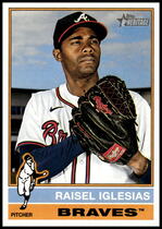 2025 Topps Heritage #284 Raisel Iglesias