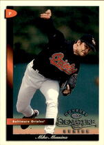 1998 Donruss Signature #64 Mike Mussina