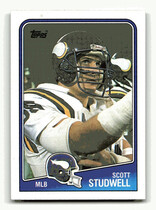 1988 Topps Base Set #158 Scott Studwell