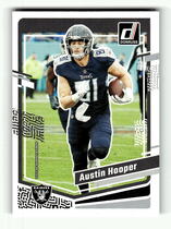 2023 Donruss Base Set #172 Austin Hooper