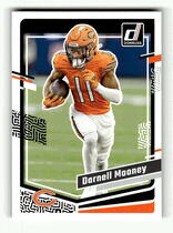 2023 Donruss Base Set #50 Darnell Mooney