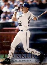 2000 SkyBox Base Set #179 Kevin Barker