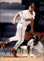 2000 SkyBox Base Set #177 Omar Visquel