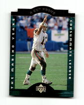 1996 Upper Deck Collectors Choice Dan Marino A Cut Above #6 Dan Marino