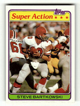 1981 Topps Base Set #42 Steve Bartkowski