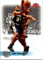 2003 Fleer Focus #8 Tony Parker