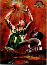 1995 SkyBox Premium Dynamic #D11 Detlef Schrempf