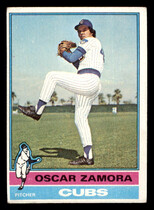 1976 Topps Base Set #227 Oscar Zamora