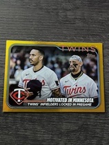 2024 Topps Gold Foil Series 2 #653 Carlos Correa
