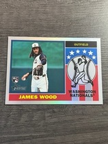 2025 Topps Heritage 1976 Player Icons Holographic #76PI-16 James Wood