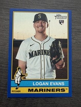 2025 Topps Heritage High Number Dark Blue Bordered #556 Logan Evans