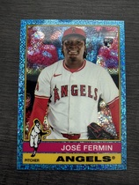 2025 Topps Heritage High Number Chrome Light Blue Sparkle Refractor #526 Jose Fermin