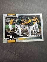 2026 Topps Sandglitter #304 Oakland Athletics Team Card