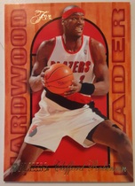 1995 Flair Hardwood Leaders #22 Clifford Robinson