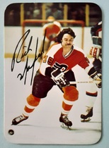 1977 O-Pee-Chee OPC Glossy Rounded Corners #9 Rick Macleish