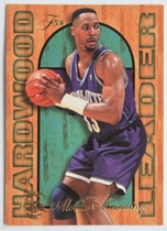 1995 Flair Hardwood Leaders #3 Alonzo Mourning