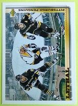 1992 Upper Deck Base Set #454 Pens Lethal Lines