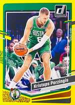 2023 Donruss Yellow Flood #33 Kristaps Porzingis