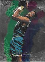 1994 Flair Center Spotlight #2 Alonzo Mourning