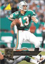 1995 Pinnacle Club Collection #11 Dan Marino