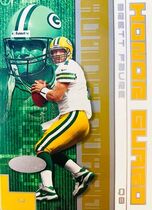 2001 Fleer Hot Prospects Honor Guard #16HG Brett Favre