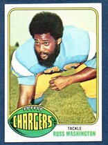 1976 Topps Base Set #38 Russ Washington