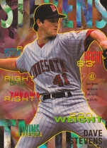 1995 Fleer Base Set #214 Dave Stevens