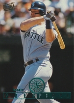 1995 Ultra Base Set #330 Greg Pirkl