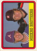 1983 Donruss Base Set #613 Niekro Brothers