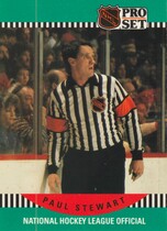 1990 Pro Set Base Set #699 Paul Stewart