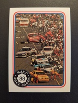 1988 Maxx Base Set #15 Pit Row Action