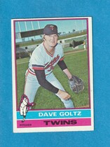 1976 Topps Base Set #136 Dave Goltz