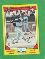 1982 Drakes #9 Cecil Cooper