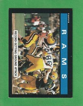 1985 Topps Base Set #77 Los Angeles Rams