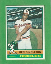 1976 Topps Base Set #175 Ken Singleton
