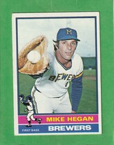 1976 Topps Base Set #377 Mike Hegan