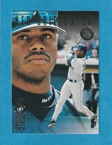 1996 Studio Base Set #116 Ken Griffey Jr.