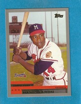 2000 Topps Base Set #44 Hank Aaron