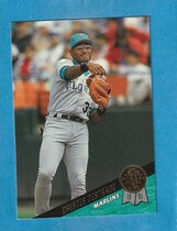 1993 Leaf Base Set #304 Orestes Destrade