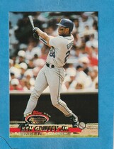 1993 Stadium Club Base Set #591 Ken Griffey Jr.