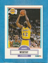 1990 Fleer Base Set #97 James Worthy