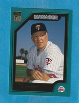 2001 Topps Base Set #335 Tom Kelly