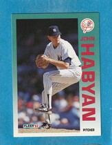 1992 Fleer Base Set #228 John Habyan