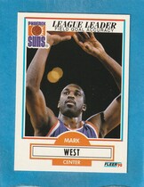 1990 Fleer Base Set #153 Mark West