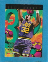 1995 NBA Hoops Numbers Crunchers #17 Karl Malone