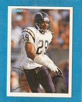 1994 Fleer Base Set #399 Darren Carrington